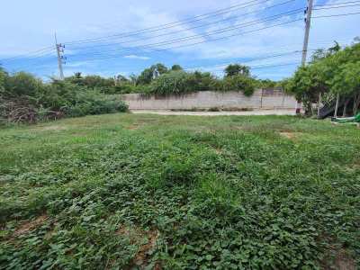 Hot! Square Shaped Home Building Near Blu Port Shopping Mall 