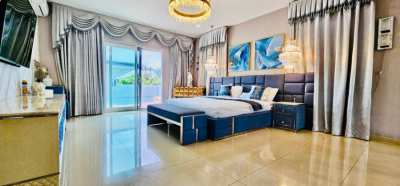 Luxury Pool Villa - Land area 1600 Sqm - 6 Bed - 5 Bath 