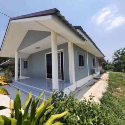 3 Bedroom House with Land in Suphan Buri for Sale