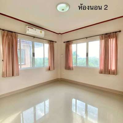 Unfurnished 3 Bedroom House in Ang Thong for Sale