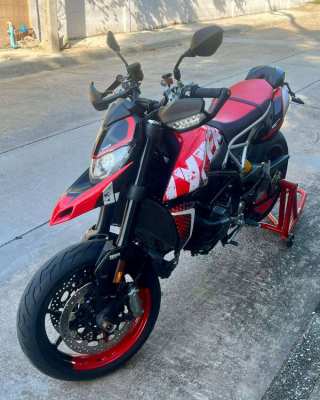 Ducati Hypermotard 950