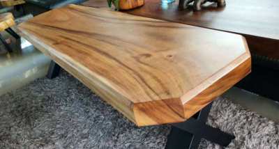 NO.56NEW DISCOUNTED ACACIA COFFEE TABLE SOLID 3 INCH FREE DELIVERY