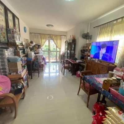 Spacious 2 Bedroom House in Ayutthaya for Sale