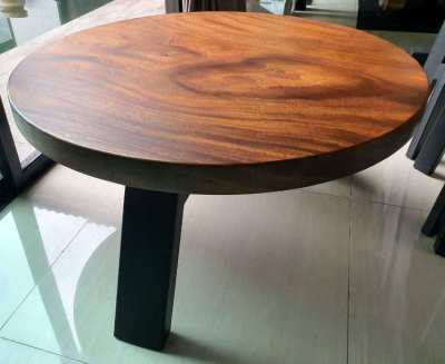 NO.61NEW IRON AND ACACIA HARDWOOD COFFEE TABLE FREE DELIVERY