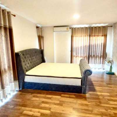 Spacious 4 Bedroom House in Khon Kaen for Sale