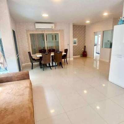 Spacious 4 Bedroom House in Khon Kaen for Sale