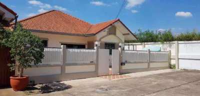 2 Bed House fully furnished with Jacuzzi for sale in Bang Saray