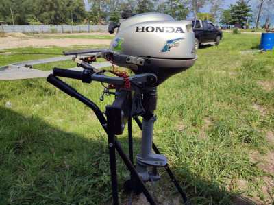 Honda outboard engine 2HP 4T good contition for SALE !