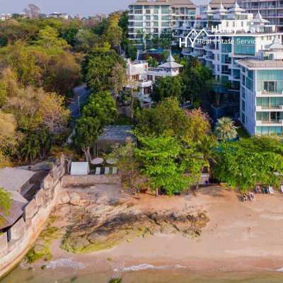 #3436 Quiet Beachfront house overlooking the sea. 