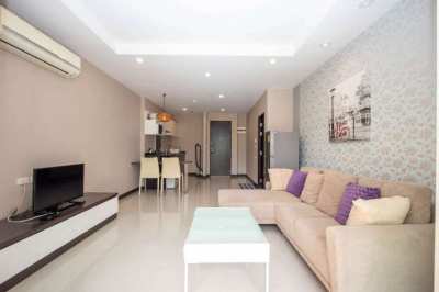 Exquisite One-Bedroom Apartment In Nimman Area At The Unique (UNQ040)