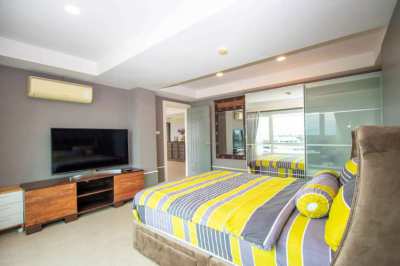 Stunning 2BR Apartment With Views In Nimman At Hillside 3 (HILL398)