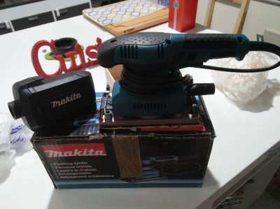 Makita sander