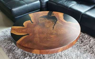 NO.71  Artistic Matt black river log coffee table free delivery