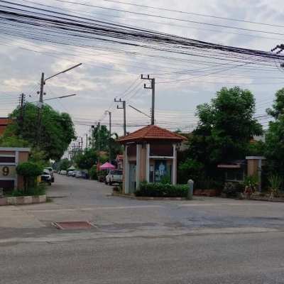 Affordable 2 Bedroom House in Pathum Thani for Sale