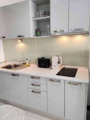 studio 30 sq.m for rent at pratumnak hill soi 6