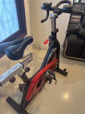 TUNITED EXCERCISE BIKE