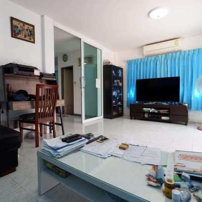 Direct Owner 3 Bedroom House in Nonthaburi for Sale