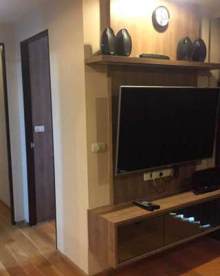 High Floor 2 Bedroom Unit at Abstracts Phahonyothin Luxury Condo Sale