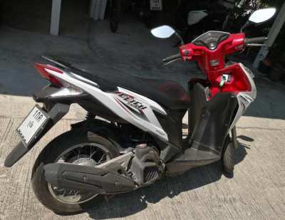 Honda Click 125i white, 2013, KM 25.000