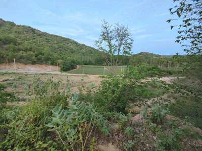 Distant Hillside Seaview 4-0-0 Rai With Panaromic Mountain Views