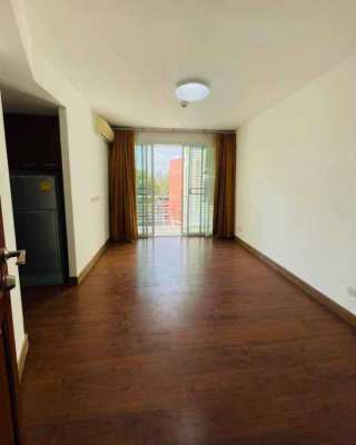 Direct Owner 2 Bedroom Unit at Z2 Condo for Sale