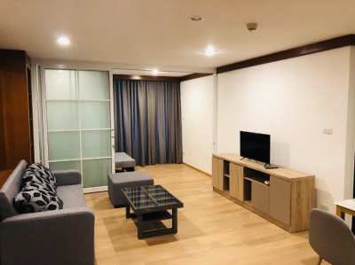 Fully Refurbished 1.5 Bedroom Condo 26th Floor Supalai Place, Prompong