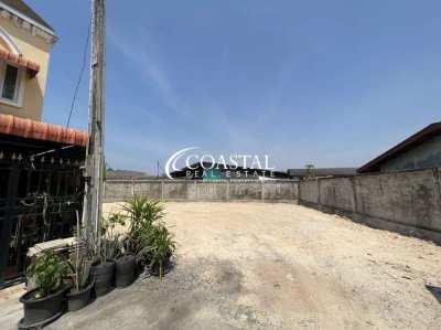 Land plot for sale in Nong Palai.