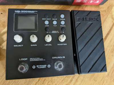 ❌SOLD❌ NU-X MG-300 guitar effects / amp modelling