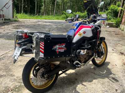 CRF1000L Africa Twin in perfect condition