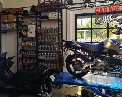 Full Service Harley Triumph BMW R. Enfield Honda Yamaha Kawasaki 