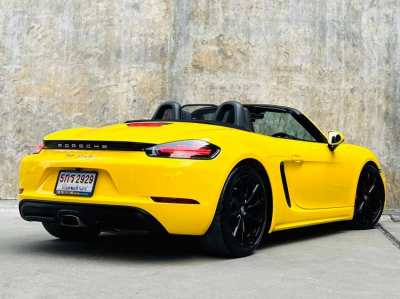 2016 PORSCHE 718 BOXSTER