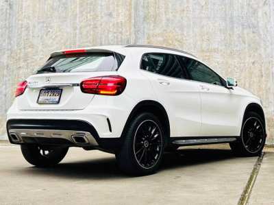 2018 แท้ Benz GLA250 AMG Dynamic Facelift โฉม W156