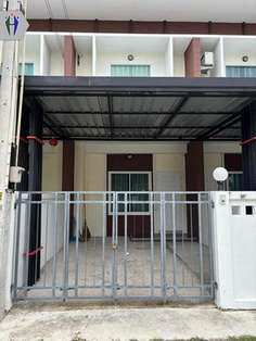 Townhouse for rent, Ngam Charoen 19, price 10,000 baht.