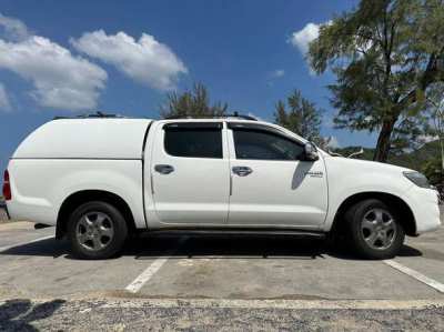 TOYOTA HILUX VIGO 2013 FOR SALE