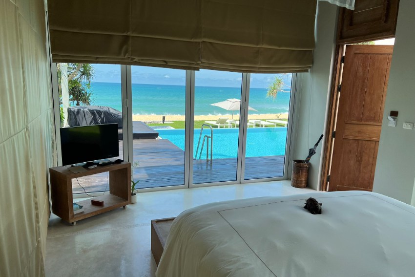  Luxury Awaits at Aleenta Resort and Spa