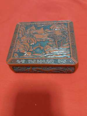 Chinese cinnibar laquer trinket box nice condition