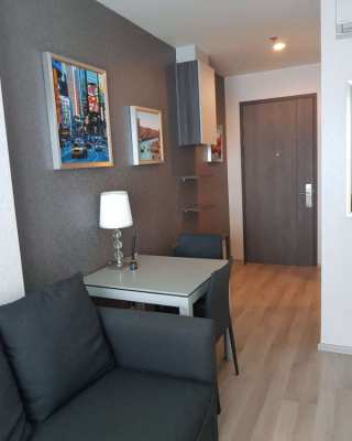 Direct Owner 1 Bedroom Unit at Centric Huai Kwang Luxury Condo