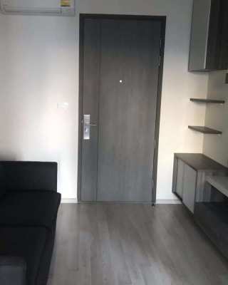 High Floor 1 Bedroom Unit at Centric Ratchada Huaikwang Luxury Condo