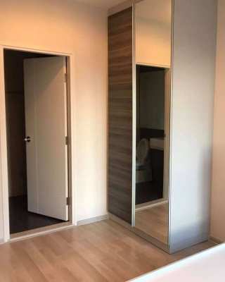 High Floor 1 Bedroom Unit at Centric Ratchada Huaikwang Luxury Condo