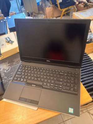 Dell Precision 7530 WORKSTATION 15.6