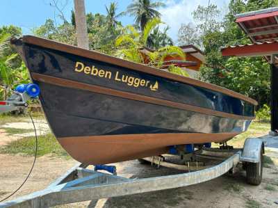 เรือใบเล็ก พร้อมใช้ Deben Lugger 620 000 บาท