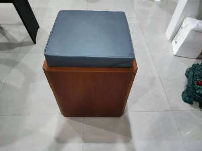 Cube Chair(Wooden)