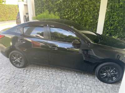 Mazda 2 Saloon 2018 68000km fully serviced