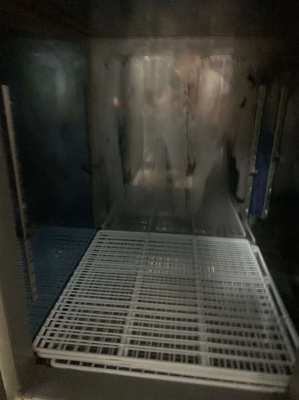 2 Door Counter Fridgerator 