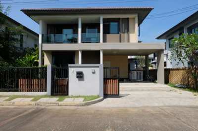 Direct Owner 3 Bedroom Detached House in Samut Prakan for Sale