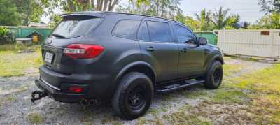 Ford Everest Titanium 4WD, perfect condition, low km