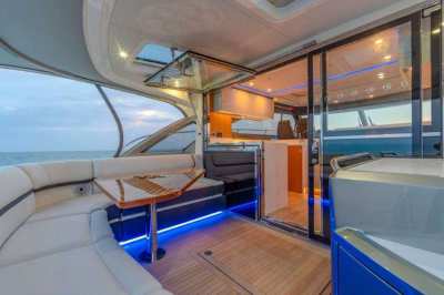 2023 Riviera 4600 Sport Yacht | 50ft