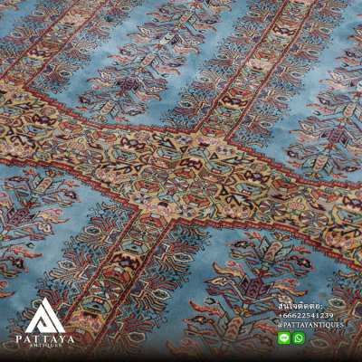 Large Persian carpet in very good condition