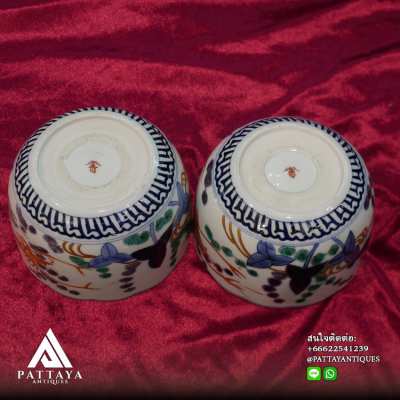 A pair of Koransha Japanese porcelain bowls