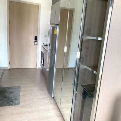 Direct Owner Studio Condo in Luxury Condo near Airport Link Makkasan